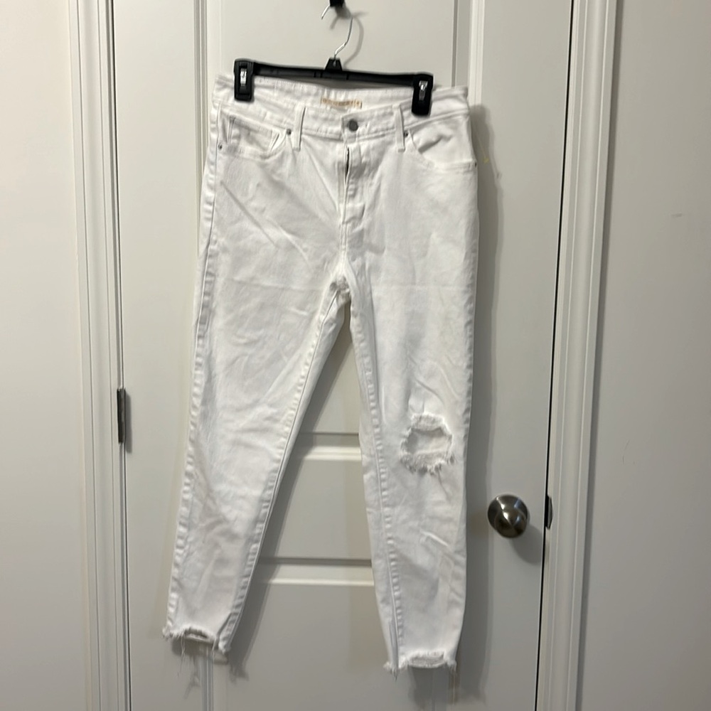 White Levi’s 721 high-rise skinny ankle jeans  size 31